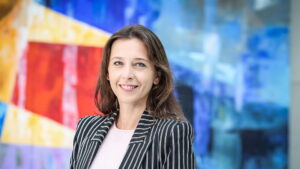 Antje Ziegler Entrevista: La IHK impulsa los exámenes digitales