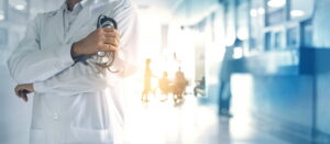 El sector salud en Europa El mercado sanitario europeo está experimentando una transformación demográfica sin precedentes que abre las puertas de par en par a los profesionales de la salud del continente americano.
