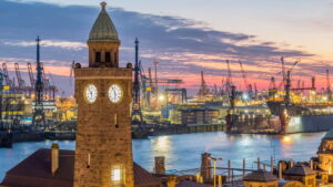 Hamburgo: Puerto de Hamburgo Descubre cómo es trabajar en Hamburgo: empleo, logística, comercio internacional, salarios y calidad de vida en el norte de Alemania.