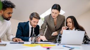 El motor económico de Europa se encuentra en una fase de profunda transformación, abriendo un abanico de posibilidades sin precedentes para quienes buscan dar un giro a su carrera profesional.