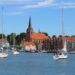 Baja Sajonia, cuya capital es Hannover, es el segundo estado federado más grande de Alemania por superficie y una de las regiones económicas más importantes del país.