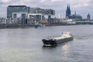 Colonia Renania del Norte-Westfalia, cuya capital es Düsseldorf, es el estado federado más poblado de Alemania y uno de los principales motores económicos de Europa.