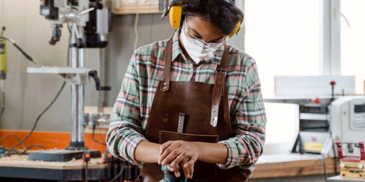 Artesanía en Alemania: el sector enfrenta falta de trabajadores cualificados y ofrece oportunidades para profesionales extranjeros en áreas demandadas.