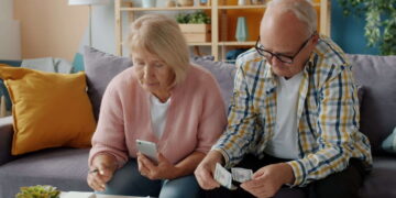 El retiro temprano en Alemania exige calcular recortes vitalicios del 0,36 % al mes, cumplir hasta 45 años cotizados y evaluar la reforma previsional en debate.