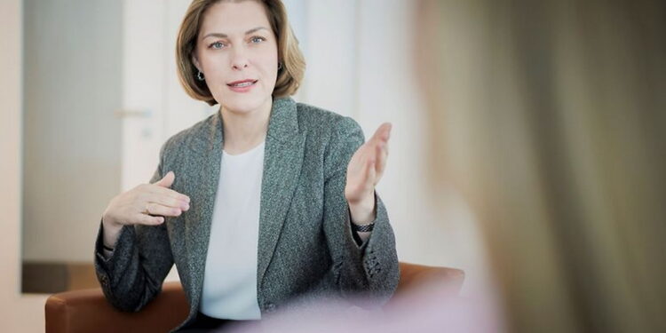 La formación profesional en Alemania: Para quienes buscan oportunidades laborales en Alemania, este aspecto resulta especialmente interesante.