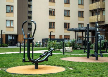 Alemania autorizó 169400 proyectos de vivienda entre enero y agosto de 2026, un alza del 12,1% que busca aliviar la presión del mercado inmobiliario.
