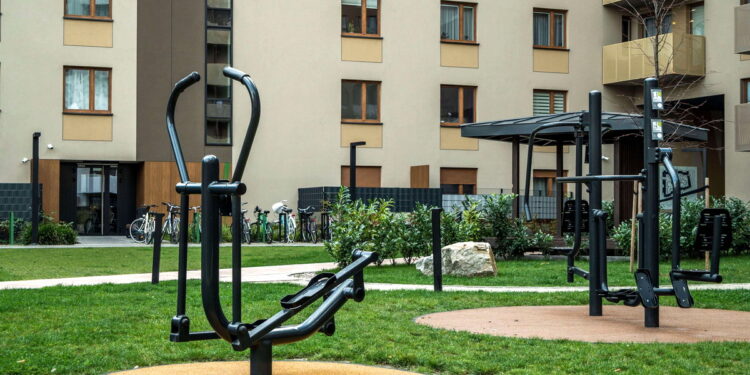 Alemania autorizó 169400 proyectos de vivienda entre enero y agosto de 2026, un alza del 12,1% que busca aliviar la presión del mercado inmobiliario.